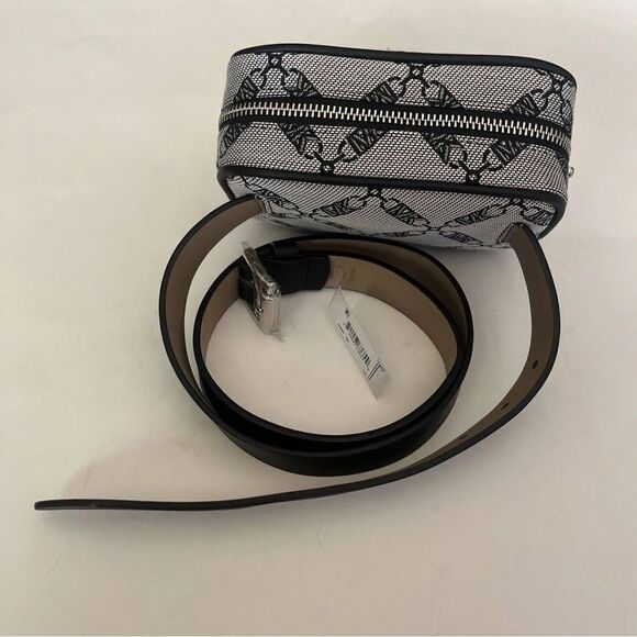 MICHAEL KORS WOMENS LOGO JACQUARD BELT BAG BLACKLT CREAMSILVER - Picture 4 of 14